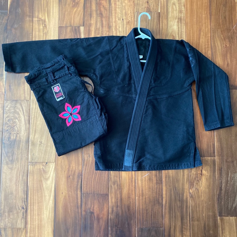 Women’s Fenom Pearl Weave Gi